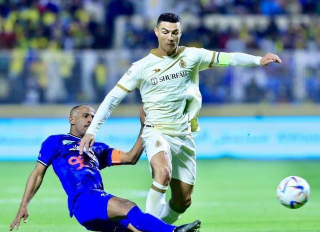 九游娱乐-尤文图斯不断突破！，C罗连续十场比赛得分超过出色发挥全场沸腾不已的简单介绍