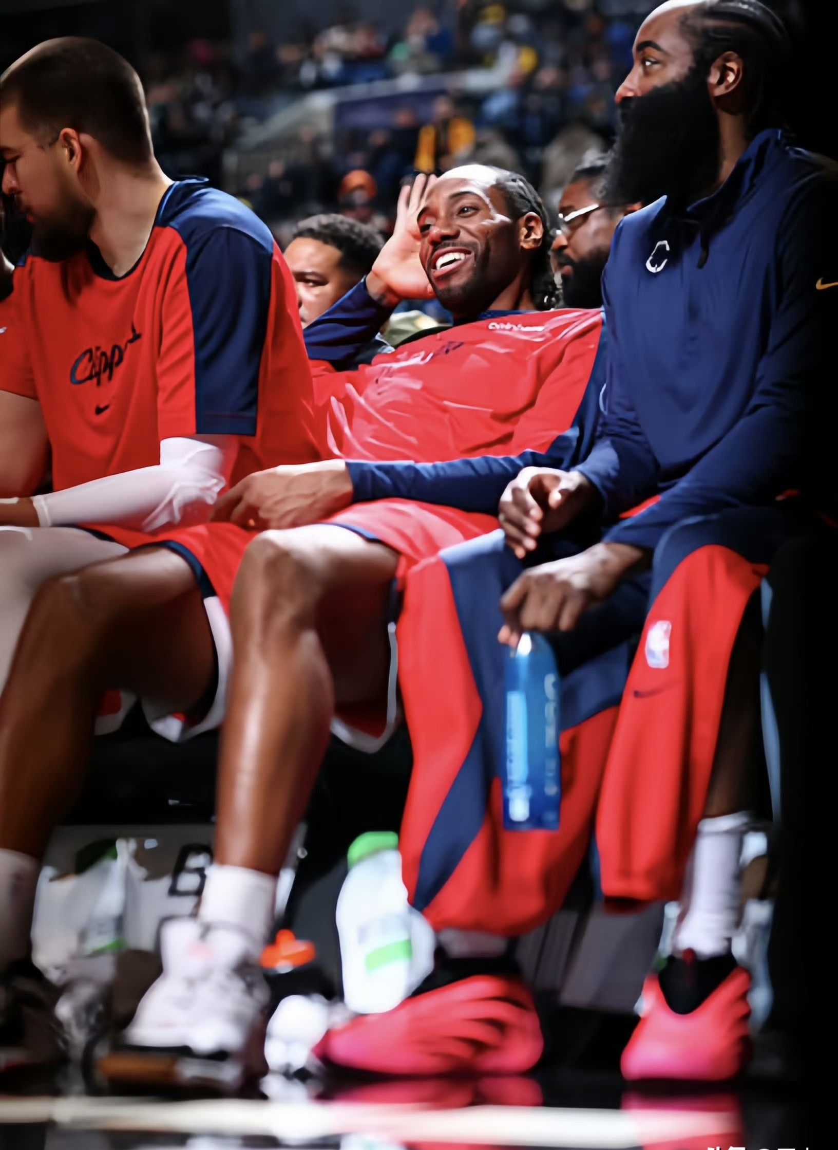 九游体育-哈登赛事官方发布出色防守新规，MAD争议不断！的简单介绍